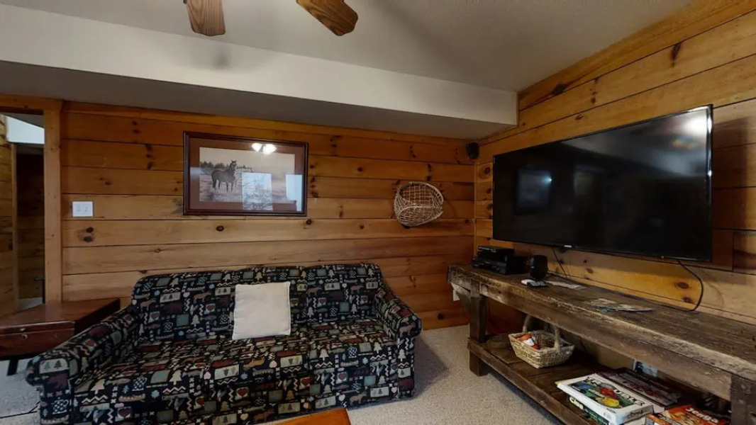 Horsin Around Tennessee