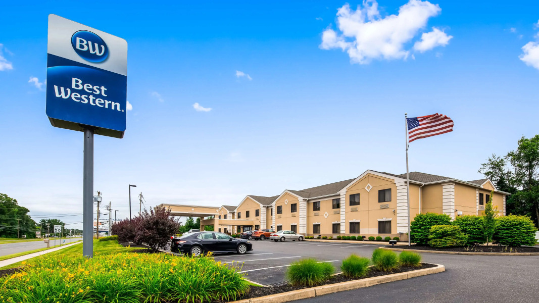 Holiday Inn Express & Suites Williamstown - Glassboro