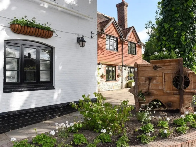 The Village Inn Buriton