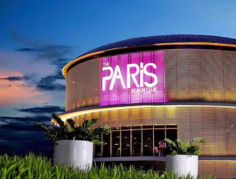 Azure Urban Beach Resort Manila by Radlett