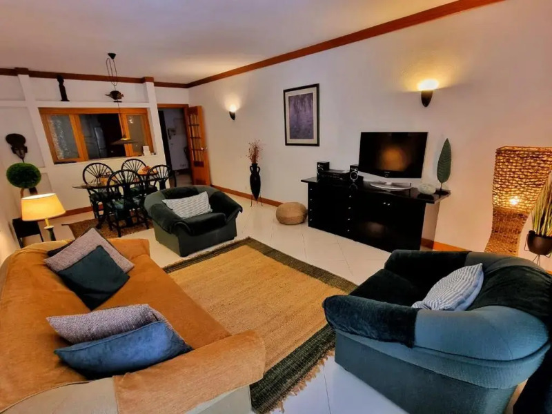 Tivoli Apt8 with Pool&Garage