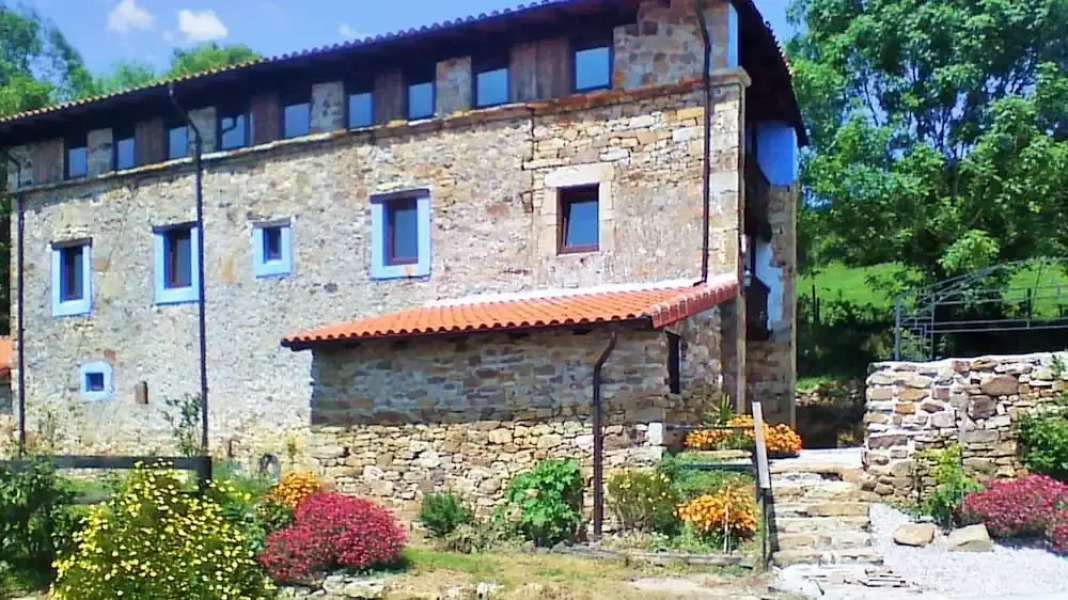 House With 4 Bedrooms in Ampuero, With Wonderful Mountain View and Enc