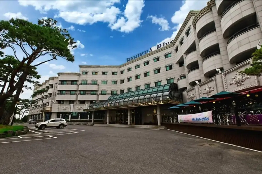 Gunsan Riverhill Hotel