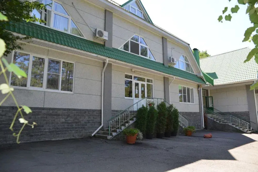 Hotel complex Villa Alla