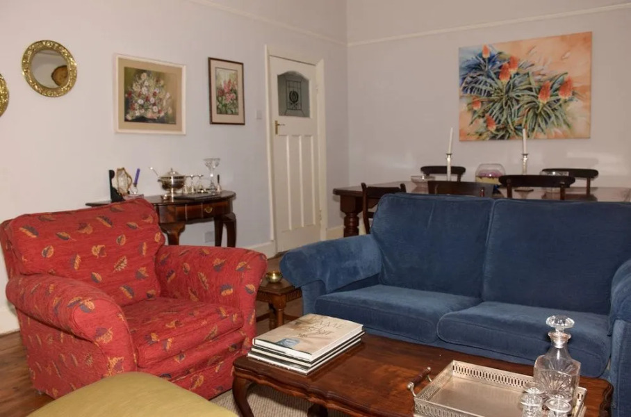 Gordons on 125 First Street