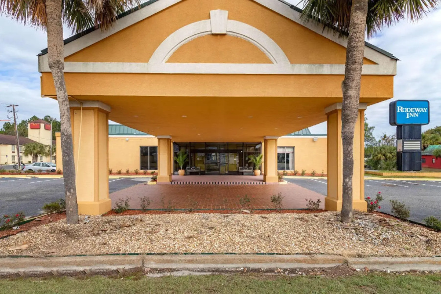 Clarion Inn Brunswick