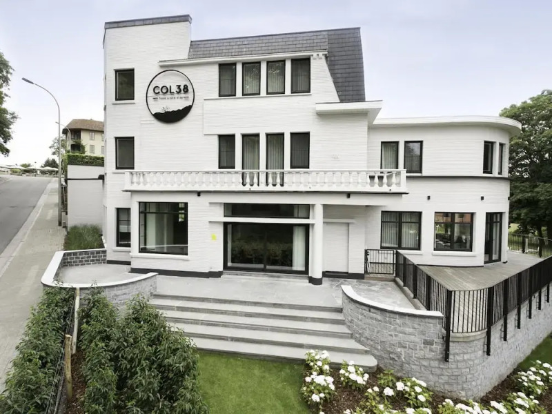 Upscale Mansion In Kluisbergen With Sauna And Terrace