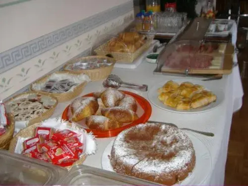 Hotel Residence Montechiara