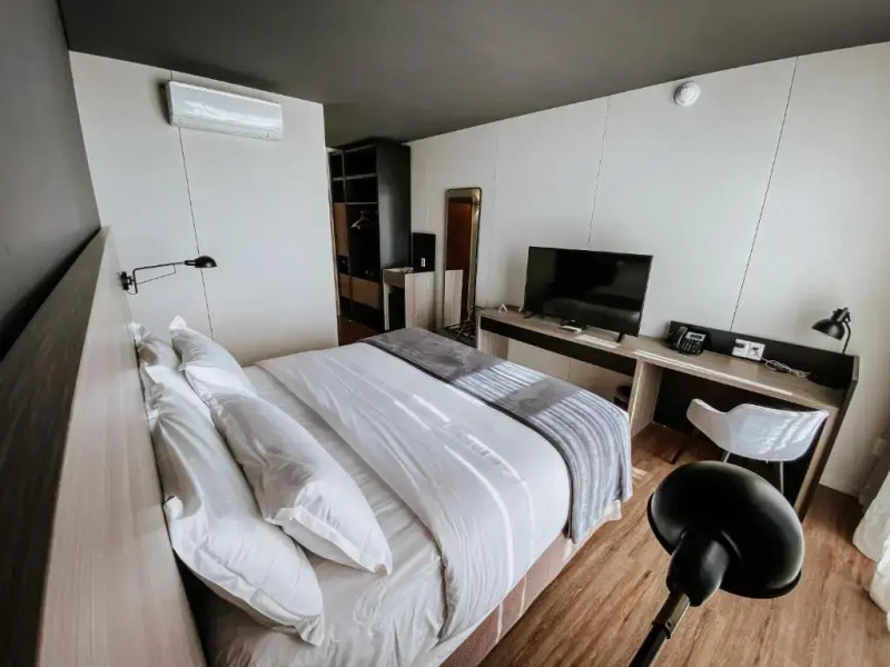 Midland Hotel & Resort