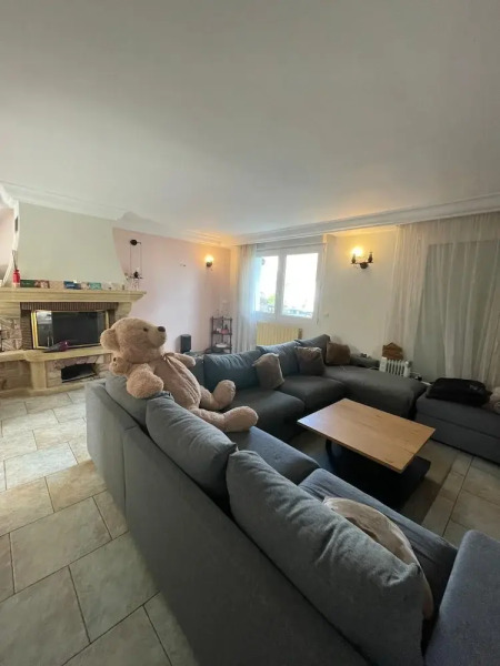 Grande maison avec jardin