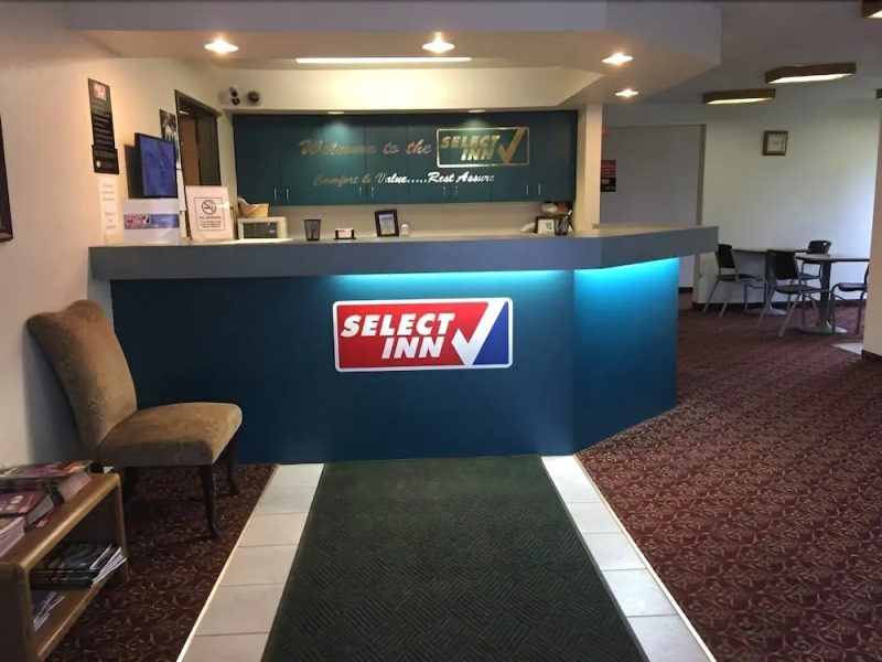 Select Inn Grand Forks