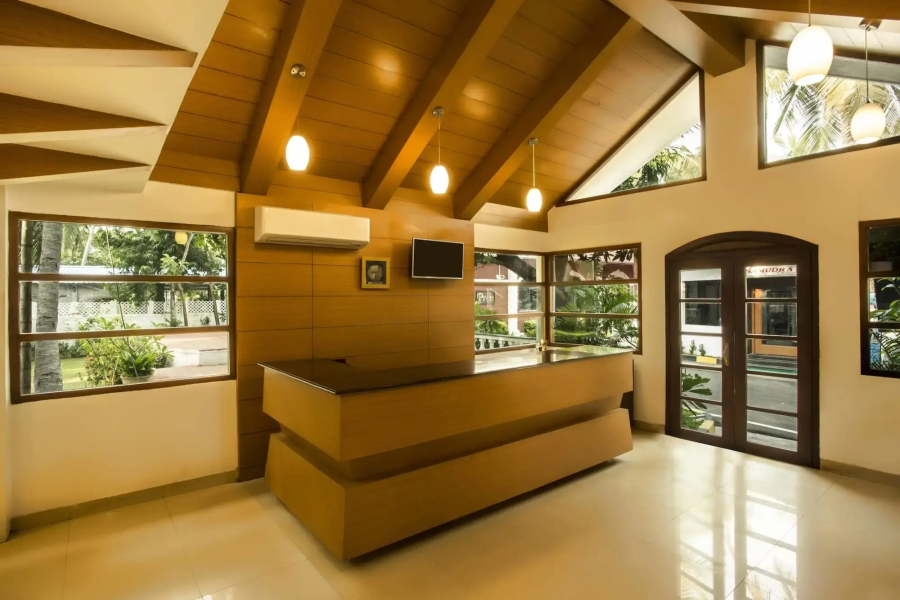 Shelter Beach Resort