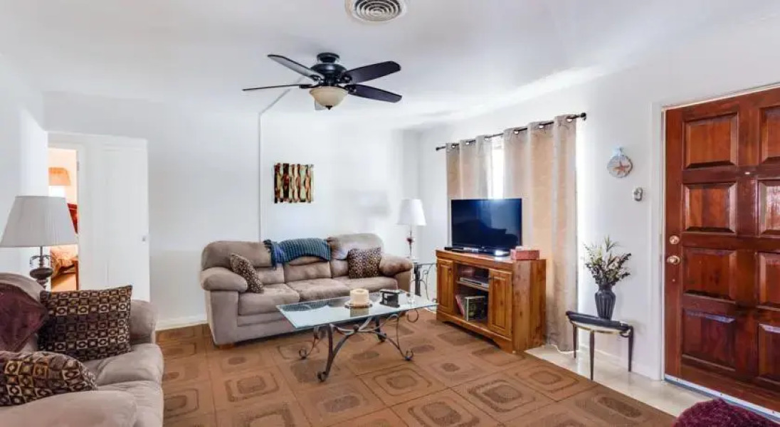 Venice Gardenia House