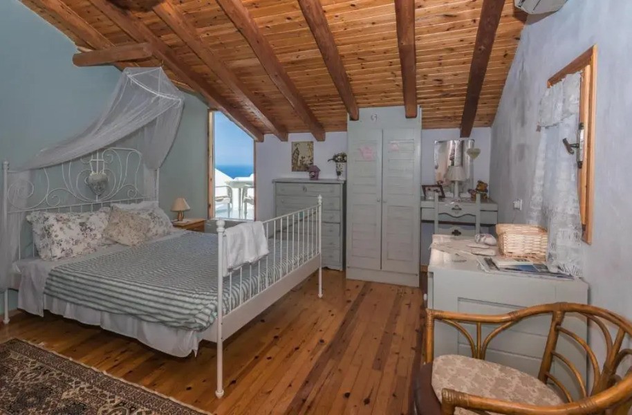 Kanoni Beach Apartments