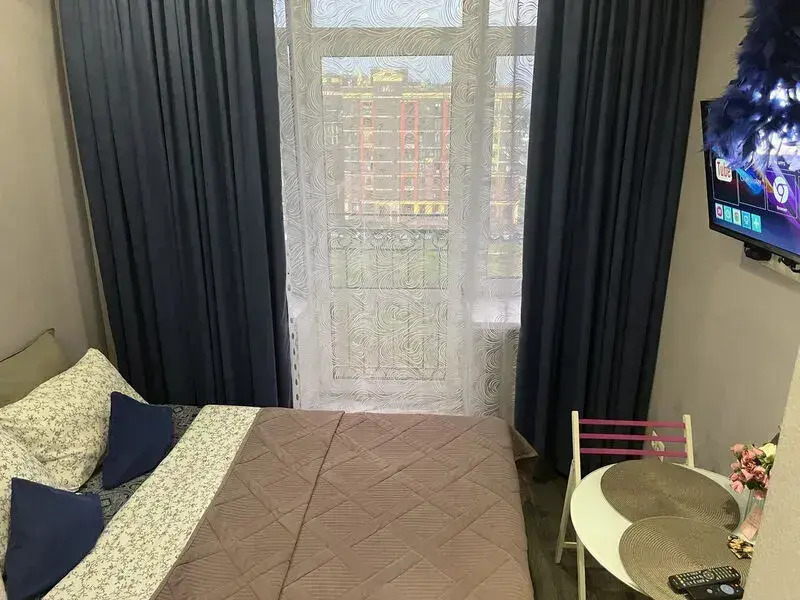 Хэппи Пипл на ул. Галины Вишневской, д. 5