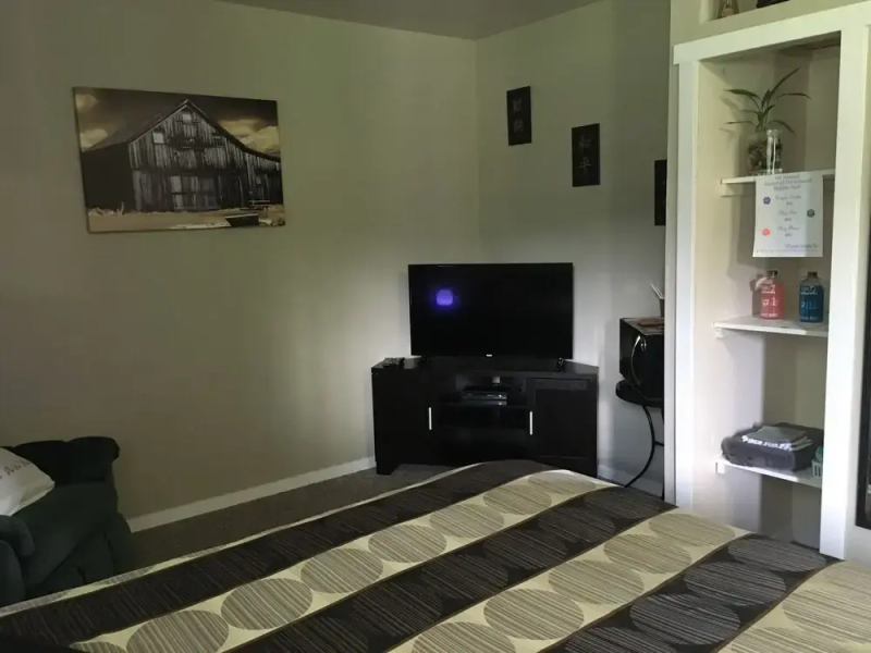 Nana's Nest And Breakfast