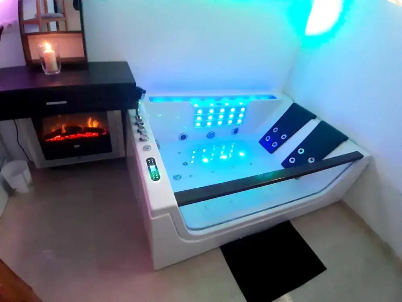 Apartment with 2 Bedrooms in Waterloo, with Wifi