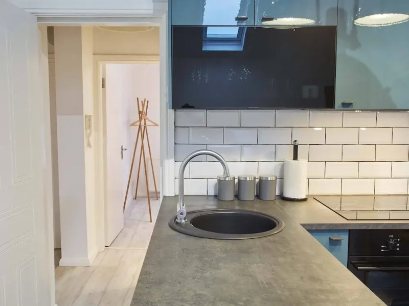 The Surfer's Loft Apartment