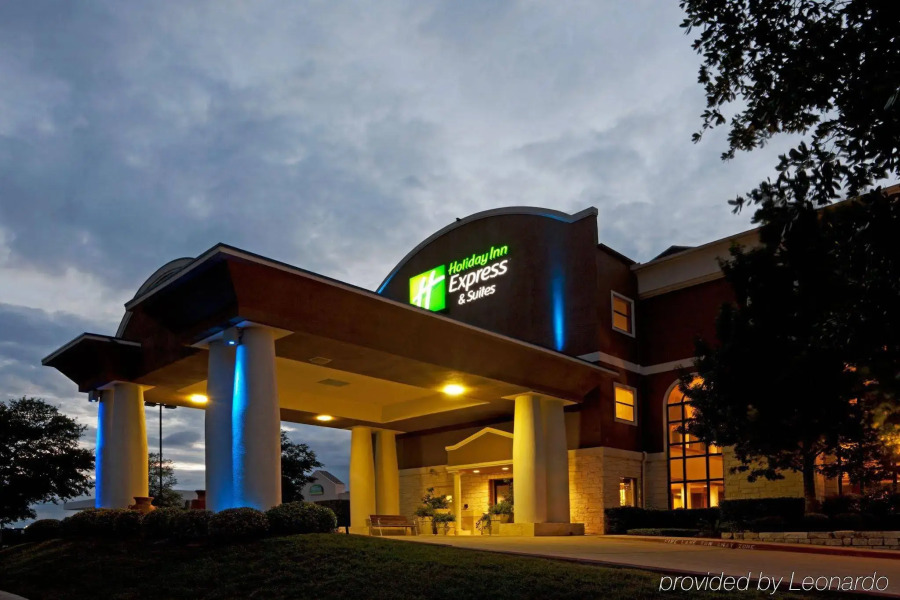Holiday Inn Express Hotel & Suites Cedar Park by IHG