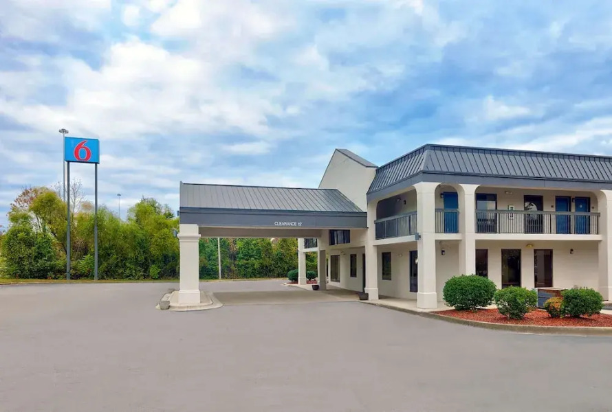 Americas Best Value Inn & Suites