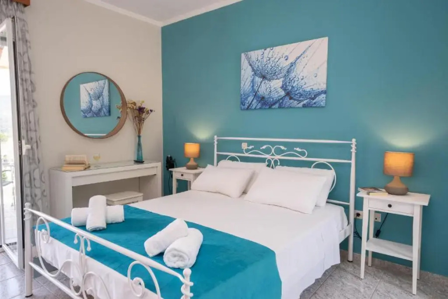 Pavlatos Apartments & Studios