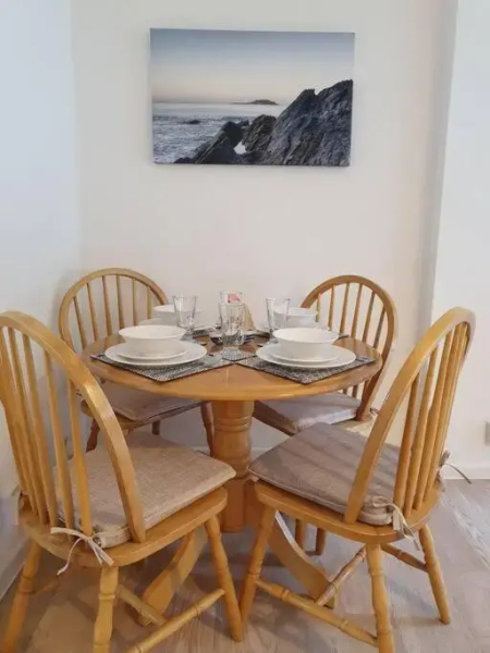 Pet Friendly 2 Bed Coastal Property - Millendreath, Looe