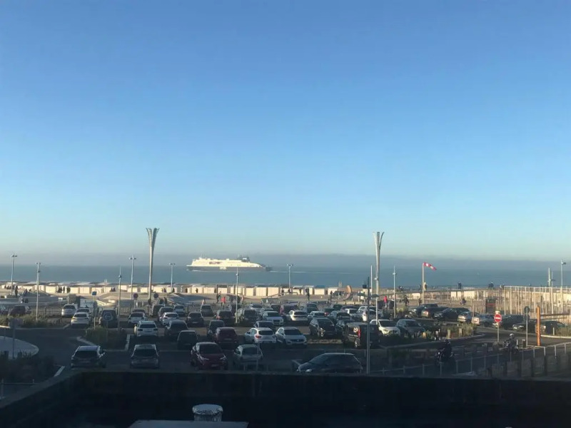 Studio Vue Sur Mer Classe 3 Etoiles, Calais