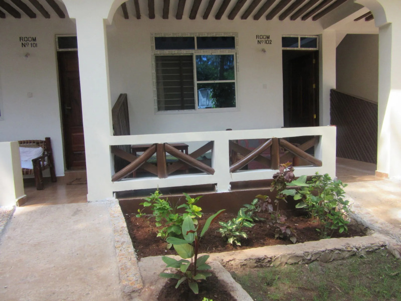 Baraka Beach Bungalows