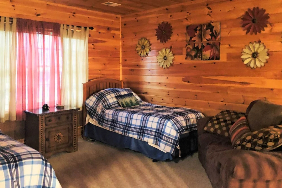 'A Bit of Heaven' Cabin < 13 Miles From Boone!