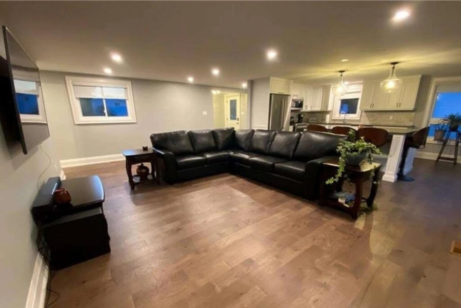 Chemong Lake Cottage w Private Boat Launch