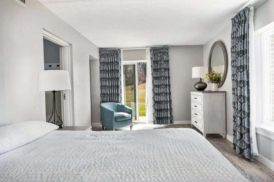 First Floor Bay View Deluxe Suite