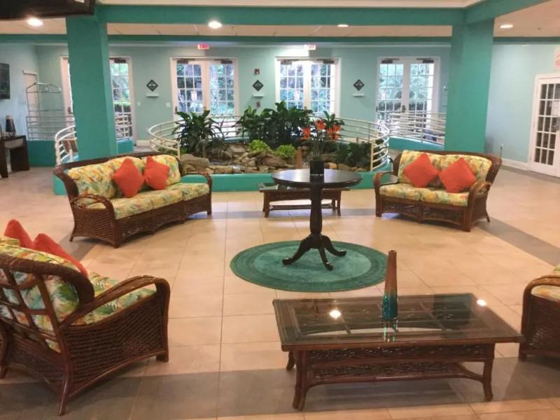 Beautiful 3 Bedroom Apartment minutes from Disney!