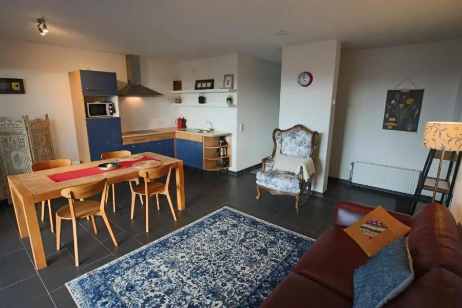 Hunsrück Valley View Apartment with Cedar SAUNA