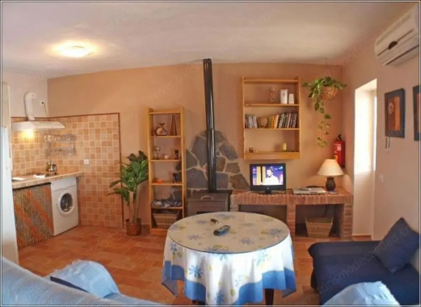 100816 -  House in El Gastor