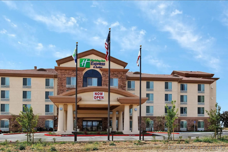 Holiday Inn Express Hotel & Suites FRESNO NORTHWEST-HERNDON by IHG