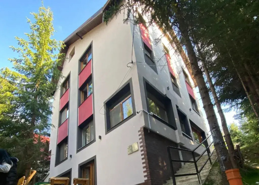 Altitude Guest House Ranca