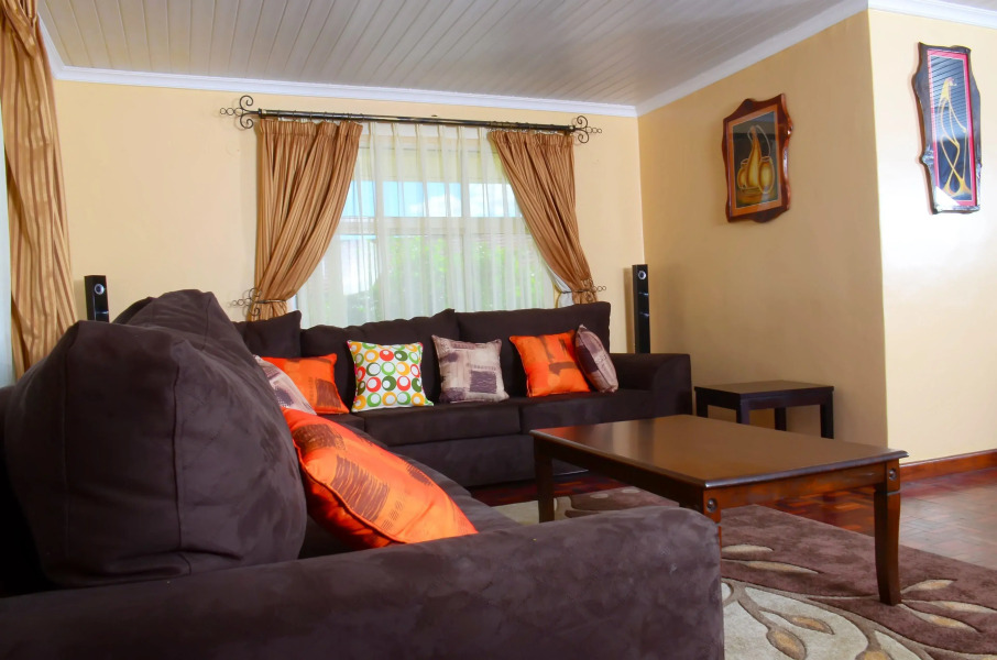 Greenpark Sundowner Hotel