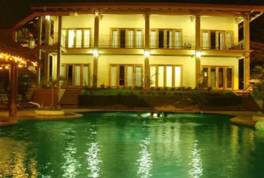 Hotel Palmeras Carrillo Beach