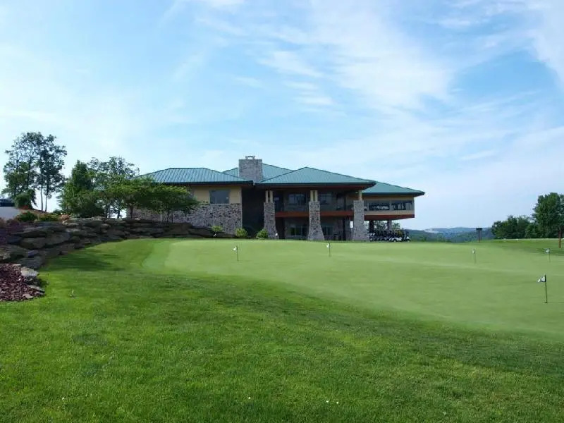 The Lodge at Woodstone Country Club