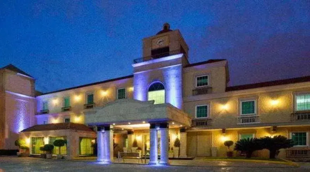 Holiday Inn Express Hotel & Suites Monterrey Centro-av. Colon