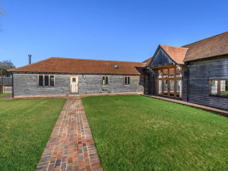 Alluring Holiday Home in Stone Oxney With Garden