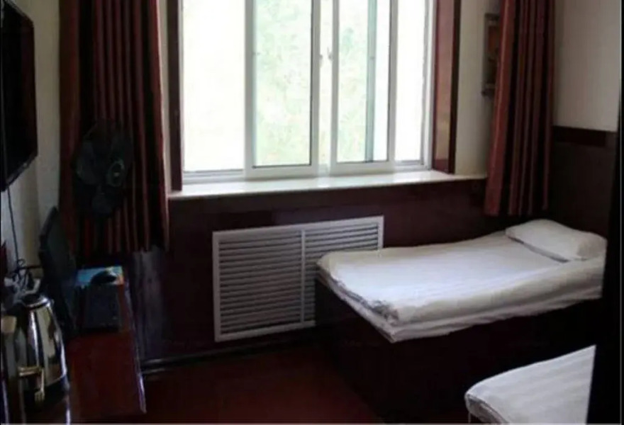 Panzhihua Hongyun Inn Xiangyang Store