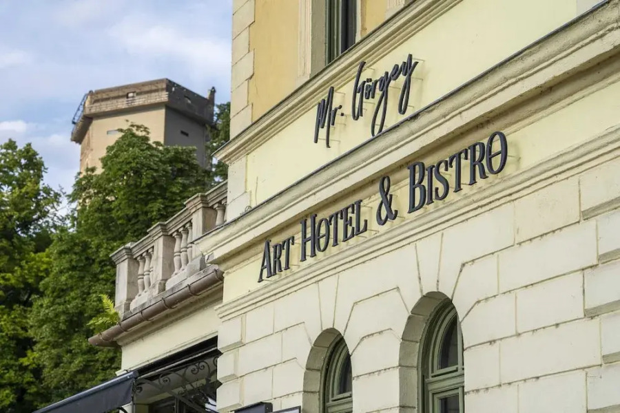 Hotel Vár Kastélyszálló