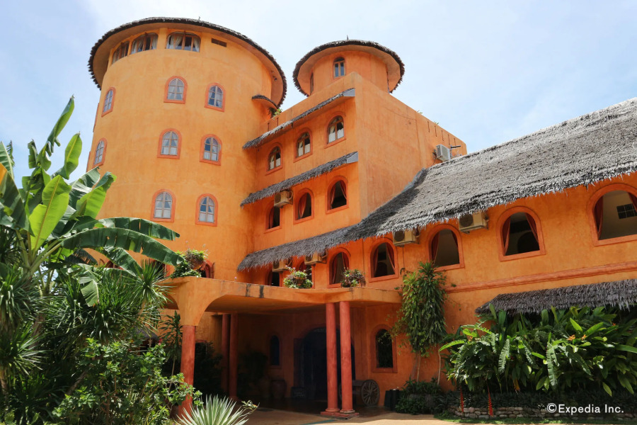 Coco Grove Beach Resort