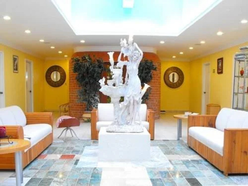 Los Arcos Hotel & Spa