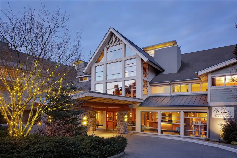 Chrysalis Inn & Spa Bellingham, Curio Collection by Hilton
