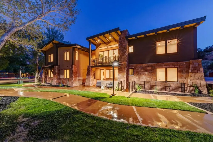 LaFave: Luxury Rentals at Zion