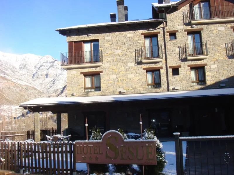 Hotel Sesué