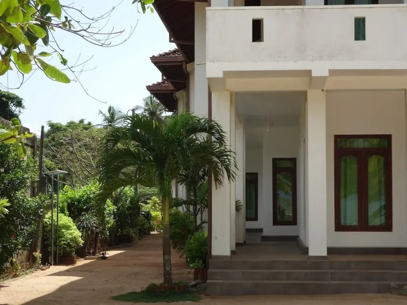 Moragalla Beach Home Guesthouse (Newly opened hotel)