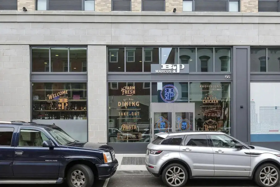 Halsey Haven - Center Of Downtown Arts District 2 Bedroom Apts by RedAwning